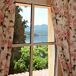 Relais Porta فندق 4*