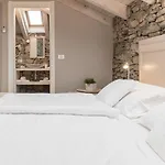 Relais Porta Отель Луино