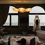 Relais Porta لووِنو