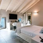 מלון Relais Porta 4*