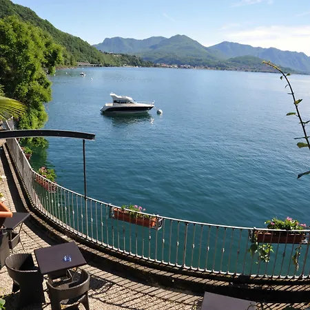 Relais Porta Hotel 4*