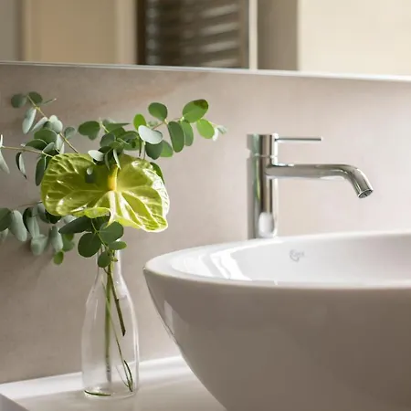 Relais Porta 4* Luino