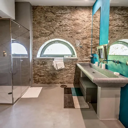 Relais Porta 4* Luino