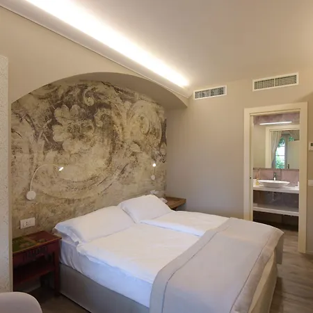 Relais Porta מלון