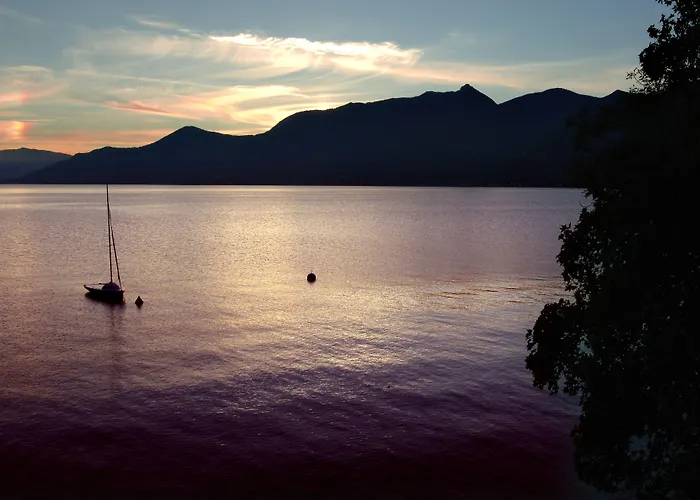 Relais Porta 4* Luino