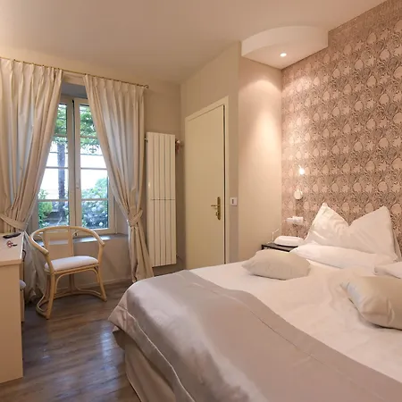 Relais Porta 루이노